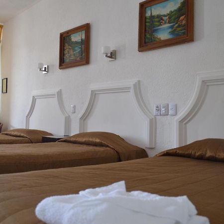 Hotel Paraiso Tepic Kamer foto